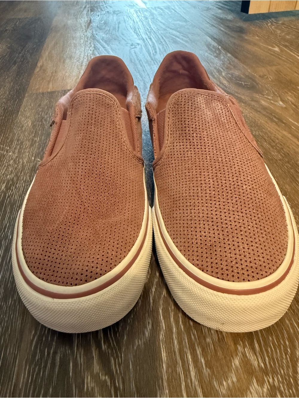 Vans Slip-On Sneakers in Dusty Rose/Pink with White Soles